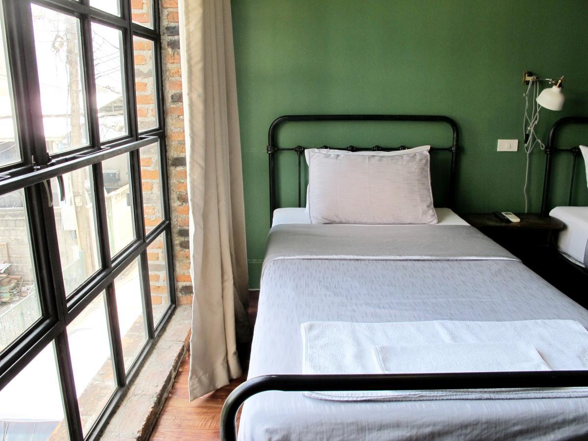 J No.14 Bed and Breakfast Bangkok Eksteriør billede